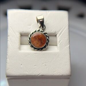 Sunstone gemstone sterling silver pendant